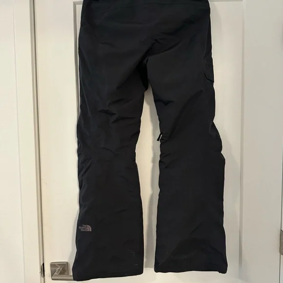 The North Face Black Freedom Insulated Snow Pants - Picture 3 of 4